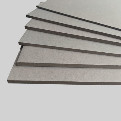 재활용된 카드보드 종이 1.3mm 딱딱한 회색 카드보드 시트 820gsm 단단한 카드보드