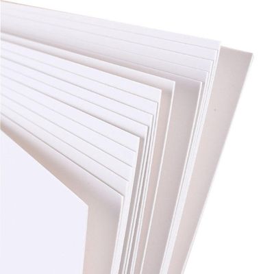 60-130gsm 오프셋 인쇄용 종이 반짝이는 릴에 코팅 된 무 코팅 된 목재 없는