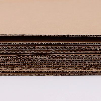 4" 단면 밸브 카드보드 롤 18 FT - 1/4 "A 플루트