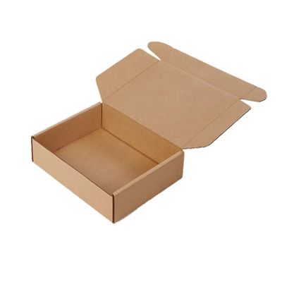 단단한 노러브 카드 종이 상자 옷 포장용 갈색