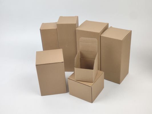 환경 친화적 우편 물결 판지 카드 박스 접이식 평면 딱딱한 배송 박스